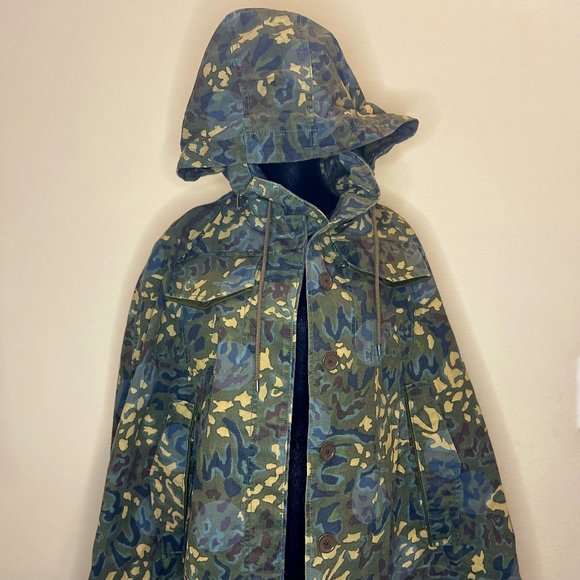 Marc by Marc Jacobs camo poncho with hood